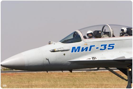 MiG-35_001