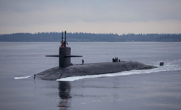 Американская подводная лодка "Пенсильвания" возвращается на базу ВМС Китсап