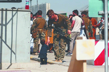 Американские спецназовцы в Афганистане проводили краткосрочные контртеррористические операции, спасали заложников, вели разведку и оказывали помощь службам безопасности страны. Фото с сайта www.dvidshub.net