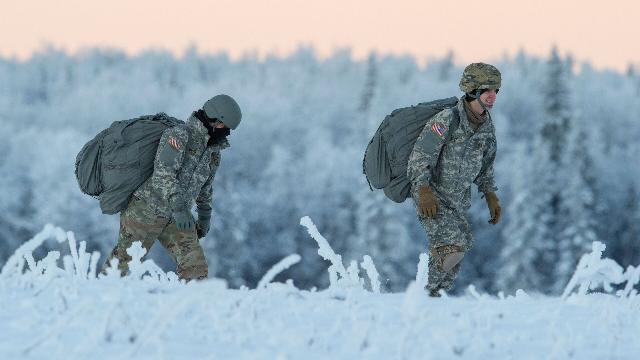 Американские военные во время учений. Архивное фото