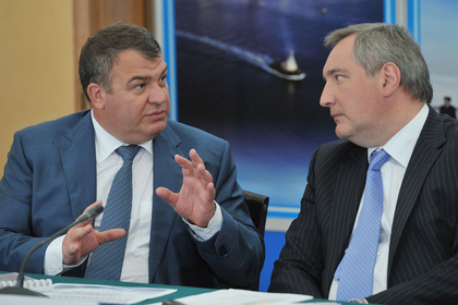 Анатолий Сердюков и Дмитрий Рогозин