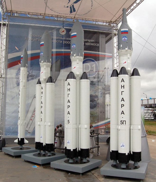 «Ангара» с одним универсальным ракетным модулем в первой ступени  давала легкую ракету «Ангара-1.2ПП», с тремя — «Ангару-3», с пятью — «Ангара-5». Исходно планировался даже вариант с семью такими модулями