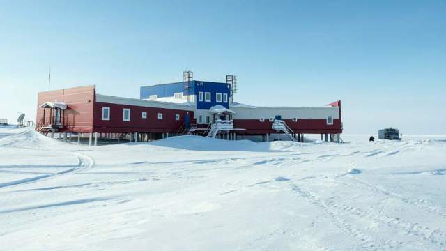 Арктическая научная станция на острове Самойловский, Саха (Якутия)
