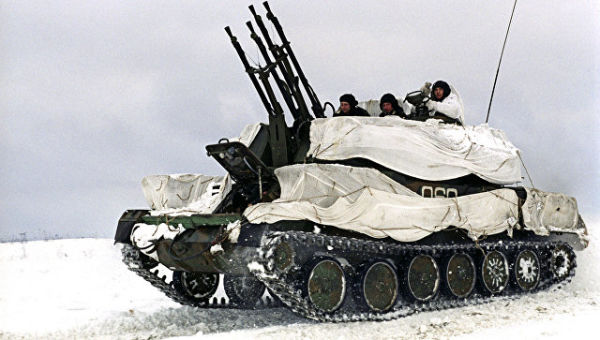 Артиллерийская установка Шилка Сибирского военного округа во время учений. Архивное фото
