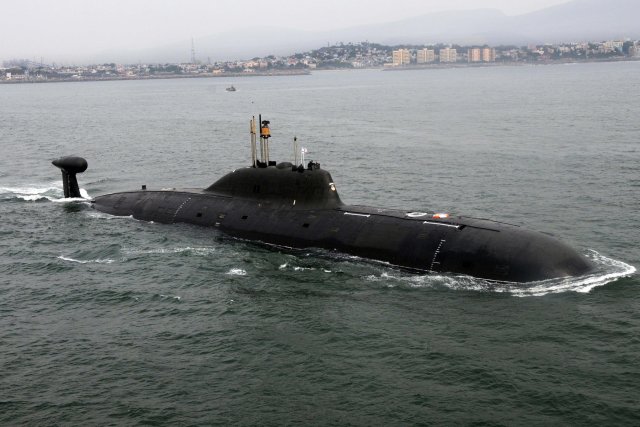 Атомная многоцелевая подводная лодкаS 72 Chakra ВМС Индии - арендованная России К-152 "Нерпа" (заводской номер 518) проекта 971И