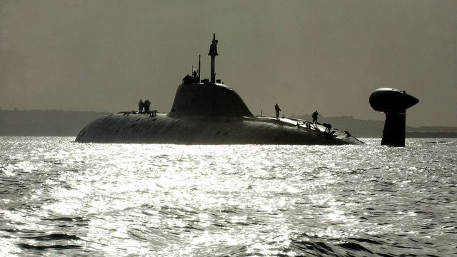 Атомная подводная лодка Северного флота Российской Федерации К-157 "Вепрь" проекта 971 "Щука-Б"