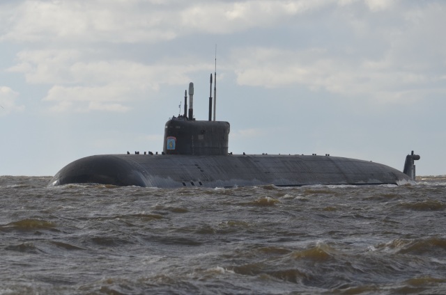Атомная подводная лодка специального назначения БС-329 "Белгород" проекта 09852 (заводской номер 91664) в период заводских ходовых испытаний, 23.07.2021