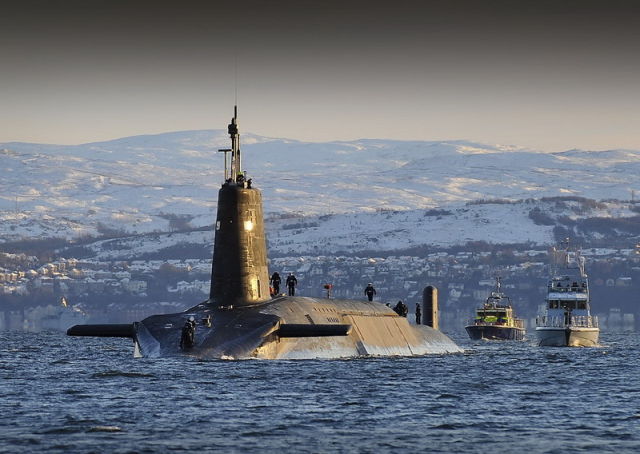 Атомная подводная лодка HMS Vanguard.