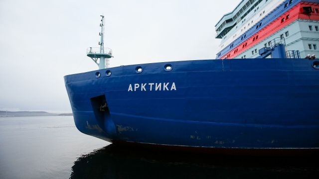 Атомный ледокол "Арктика" в порту Мурманска