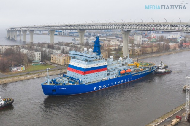 Атомный ледокол "Сибирь" проекта 22220 (ЛК-60Я), построенный на АО "Балтийский завод" (входит в состав АО "Объединенная судостроительная корпорация") для ФГУП "Атомфлот", выходит на первый этап ходовых испытаний. Санкт-Петербург, 16.11.2021