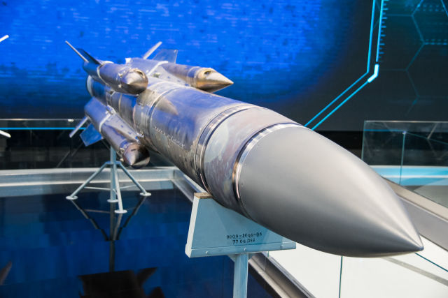 Авиационная противорадиолокационная ракета Х-31ПД (c) bmpd