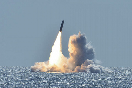 Баллистические ракеты "Трайдент II" в перспективе получат новые боеголовки. Фото с сайта www.defense.gov