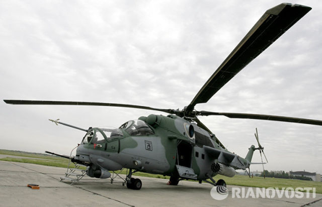 Боевой вертолет Ми-24П. Архивное фото
