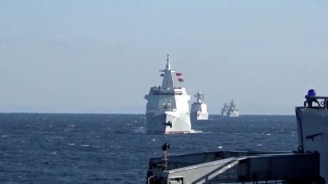 Боевые корабли России и Китая