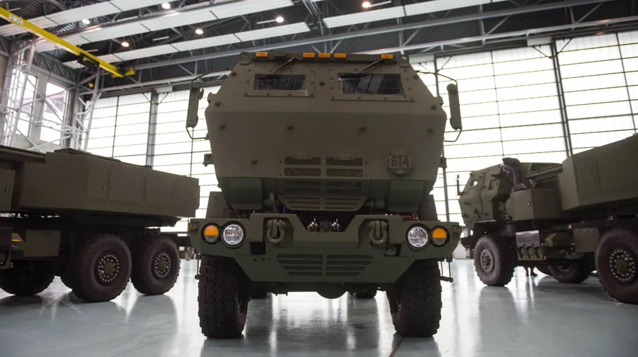 Боевые машины американского наземного ракетного комплекса М142 HIMARS -  Галерея - ВПК.name