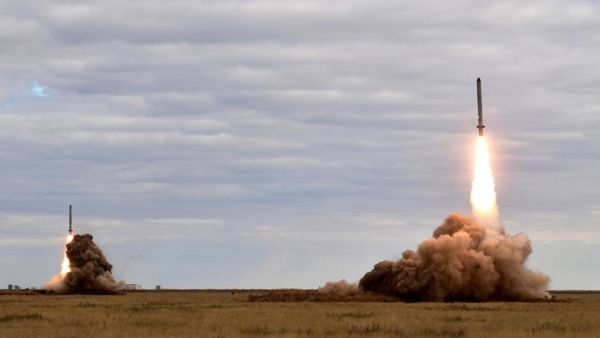 Боевые пуски крылатых ракет ОТРК "Искандер-М"