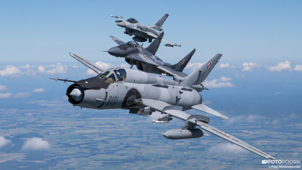 Боевые самолеты Су-22, МиГ-29 и F-16C ВВС Польши