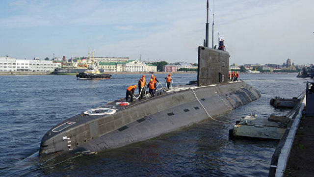 Большая дизель-электрическая подводная лодка "Волхов"