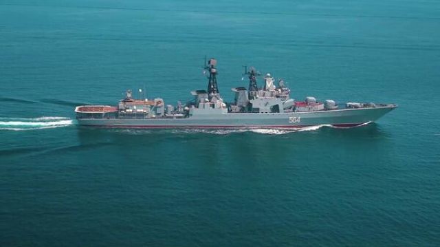 Большой противолодочный корабль ВМФ РФ "Адмирал Трибуц" на совместных учениях России и Китая в Японском море "Север. Взаимодействие - 2023"