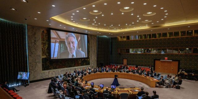 Британский музыкант Роджер Уотерс во время выступления на заседании Совета Безопасности ООН по Украине в штаб-квартире ООН в Нью-Йорке. 8 февраля 2023 года.