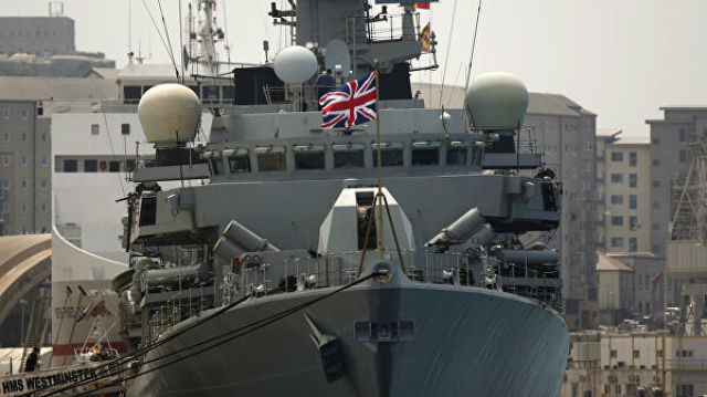 Британский военный корабль ВМС Westminster