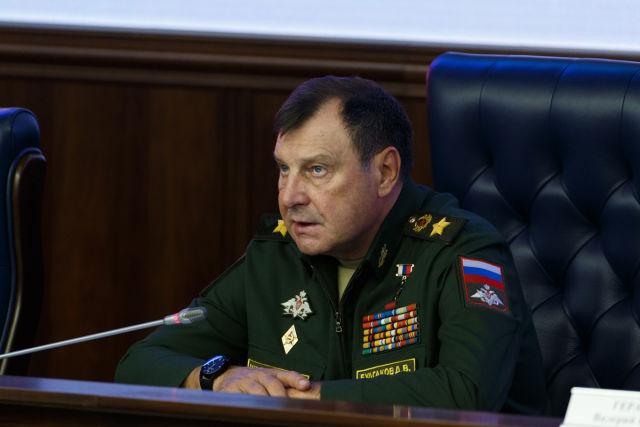 Замминистра обороны Дмитрий Булгаков прибыл с проверкой на Северный флот