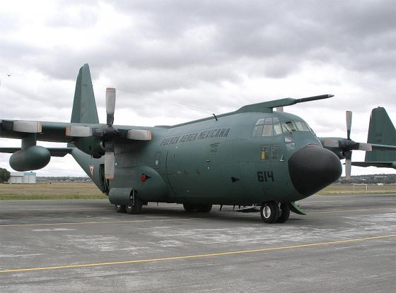 Самолет C-130K