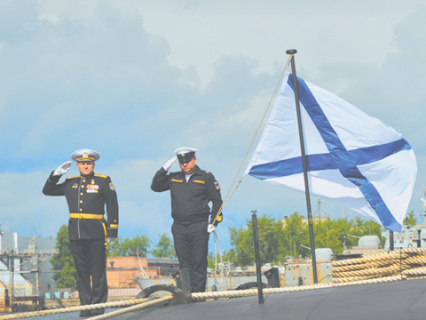 Церемония передачи Военно-морскому флоту РФ подлодки «Белгород». Фото с сайта www.sevmash.ru