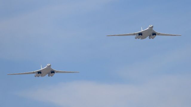 Cтратегические бомбардировщики-ракетоносцы Ту-160