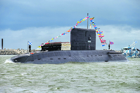 Дизель-электрические подлодки остаются востребованными и российским флотом, и зарубежными заказчиками, но они должны соответствовать современным реалиям войны на море. Фото с сайта www.mil.ru
