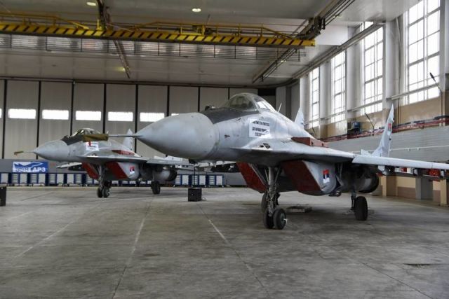 Два из четырех переданных министерству обороны Сербии истребителей МиГ-29