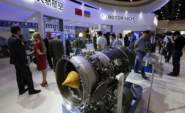 Двигатель, разработанный украинским промышленным предприятием "Мотор Сич" на выставке Aviation Expo China в Пекине
