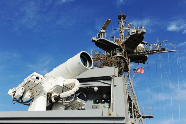 Экспериментальное лазерное оружие на большом десантном корабле USS Ponce ВМС США
