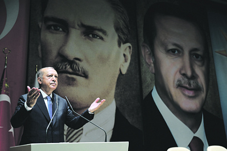 Эрдоган пытается спекулировать на противоречиях между Россией и Западом. Фото Reuters