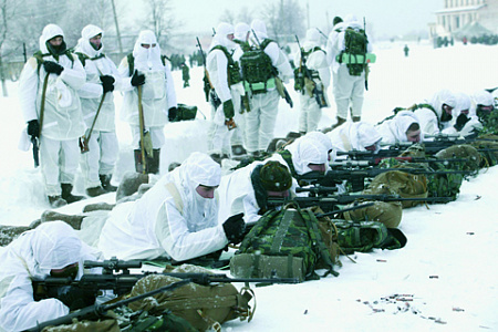 Если при подготовке снайперов продолжат использоваться устройства, которым более 10 лет, РФ всегда будет в роли догоняющего. Фото с сайта www.mil.ru
