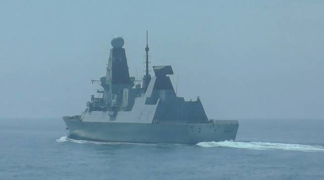 Эсминец HMS Defender ВМС Великобритании, 23 июня 2021 года