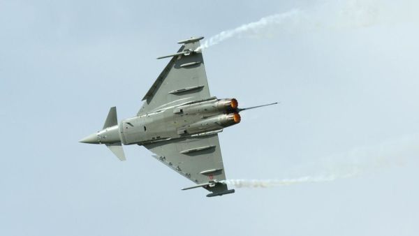 Истребитель Eurofighter Typhoon