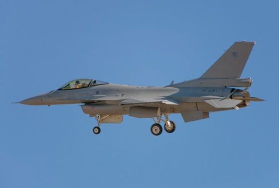 Истребитель F-16 Block 50