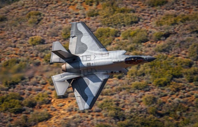 F-35 с новым типом покрытия