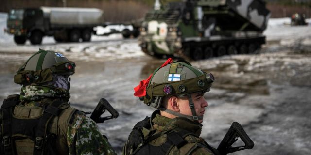 Финские военные во время учений в Норвегии. Архивная фотография