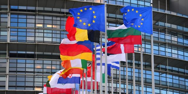 Флаги стран Евросоюза