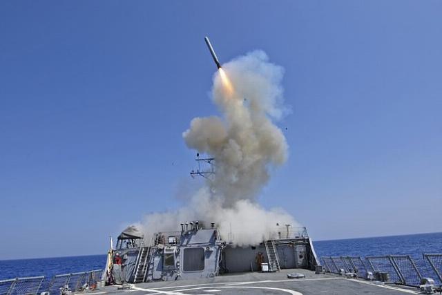 Фото: Jonathan Sunderman / U.S. Navy / Handout / Reuters