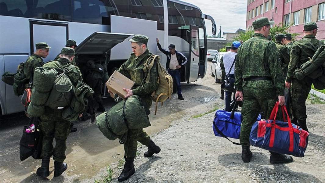 Осенний призыв 2023 сроки. Призывники. Призыв. Призывники фото. Срочники призыв.