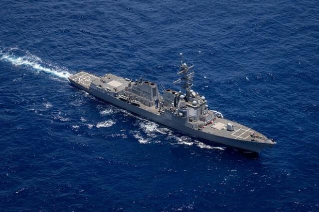 Фото: U.S. Navy / Mass Communication Specialist 3rd Class Olympia O. McCoy / Reuters