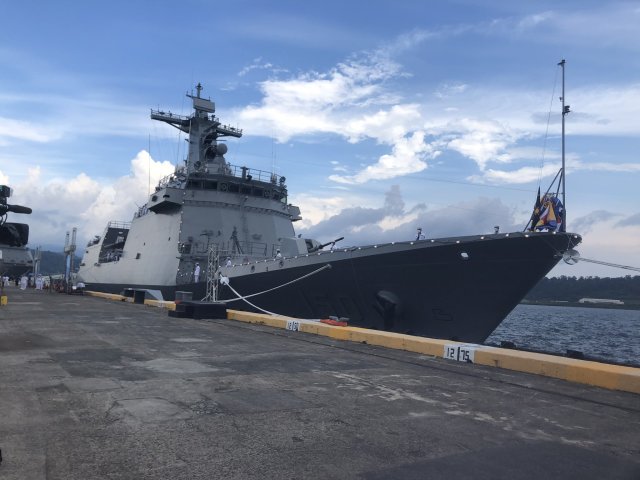 Фрегат FF 150 Jose Rizal южнокорейской постройки перед вводом в строй ВМС Филиппин. Субик-Бей, 10.07.2020