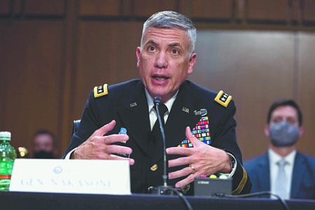 Глава Кибернетического командования США военной разведки Пол Накасоне формирует мнение сенаторов и конгрессменов. Фото Reuters