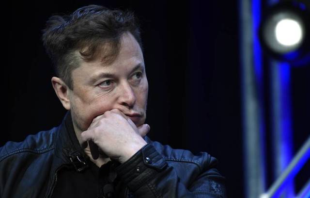 Глава компаний Tesla и SpaceX Илон Маск