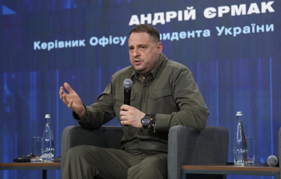 Глава офиса президента Украины Андрей Ермак