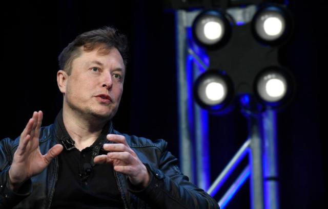 Глава Tesla и SpaceX Илон Маск