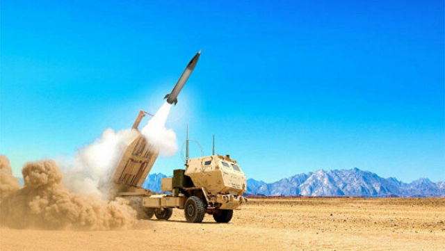 Графическое изображение создаваемого Lockheed Martin варианта перспективной оперативно-тактической ракеты по программе армии США Precision Strike Missile (PrSM) при запуске